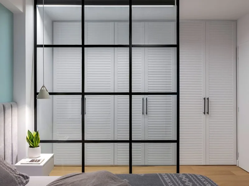 Ντουλάπα γαλλικού τύπου